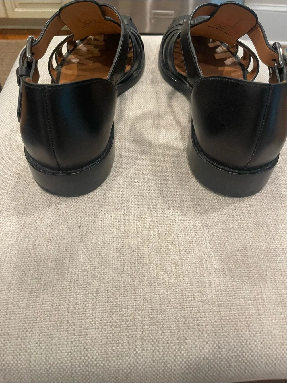 else fisherman sandals